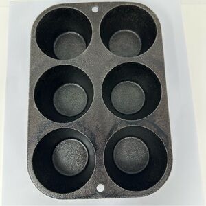 Vintage Lodge 5P2 Cast Iron Muffin Cornbread Pan 6 Cup